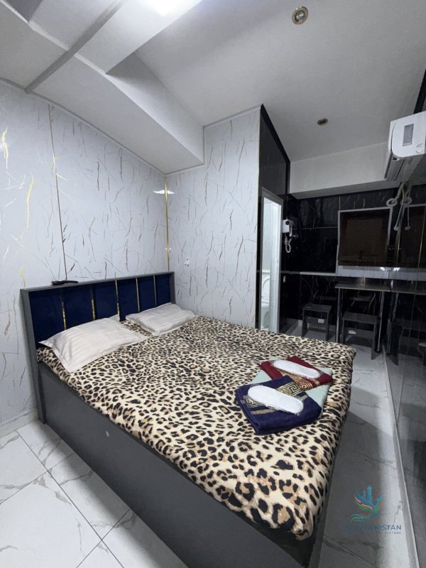 Number 402, double bed room — photo 1