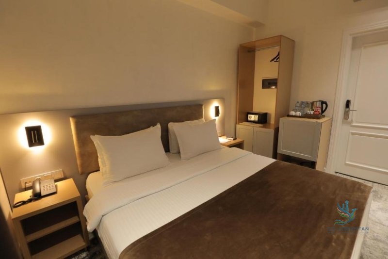 Economy Double Room without Window — photo 3
