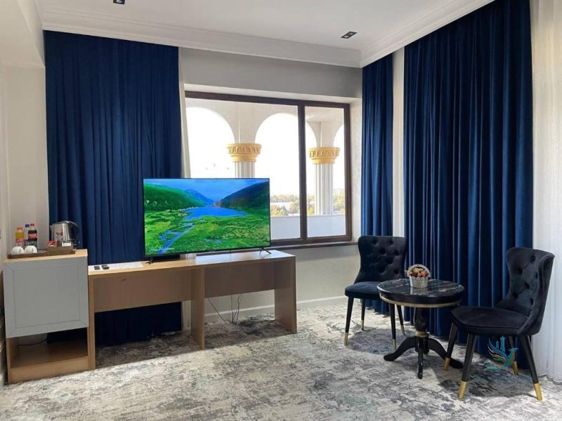 Suite with city view — photo 2