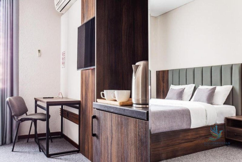 Standard King Room — photo 1
