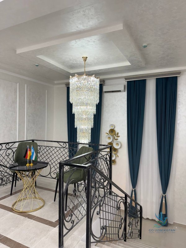 Saroy Palace — photo 2